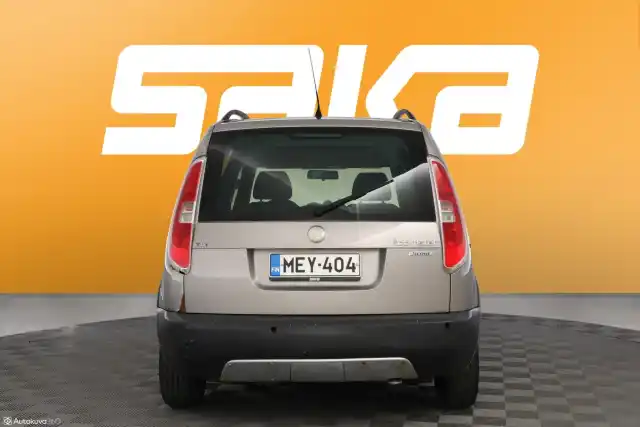 Beige Tila-auto, Skoda Roomster – MEY-404