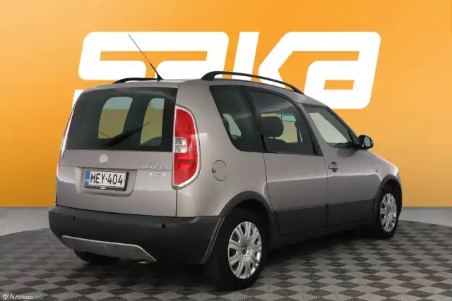 Beige Tila-auto, Skoda Roomster – MEY-404