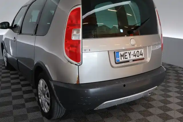 Beige Tila-auto, Skoda Roomster – MEY-404