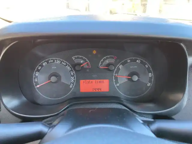 Sininen Sedan, Fiat Linea – MHY-265