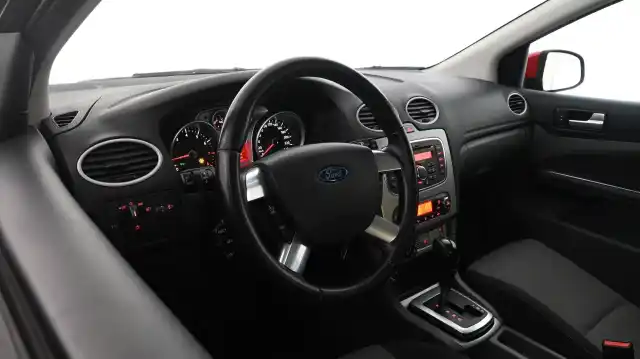 Punainen Viistoperä, Ford Focus – MKE-651