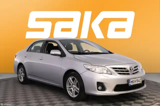 Hopea Sedan, Toyota Corolla – MKH-942