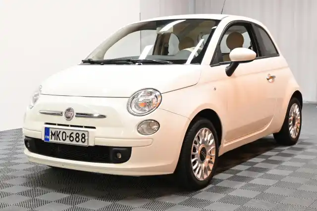 Valkoinen Viistoperä, Fiat 500 – MKO-688