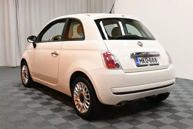 Valkoinen Viistoperä, Fiat 500 – MKO-688