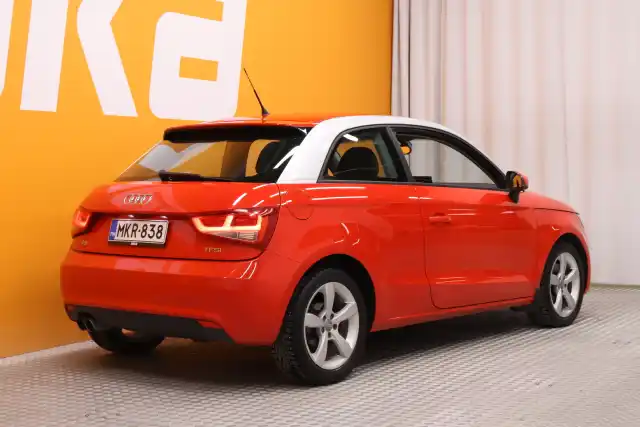 Punainen Viistoperä, Audi A1 – MKR-838