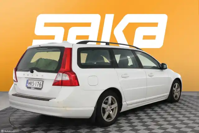 Valkoinen Farmari, Volvo V70 – MKS-176