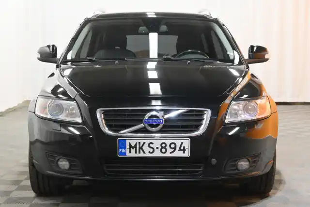 Musta Farmari, Volvo V50 – MKS-894