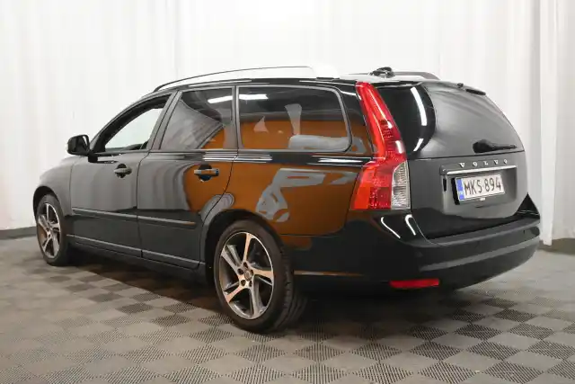 Musta Farmari, Volvo V50 – MKS-894