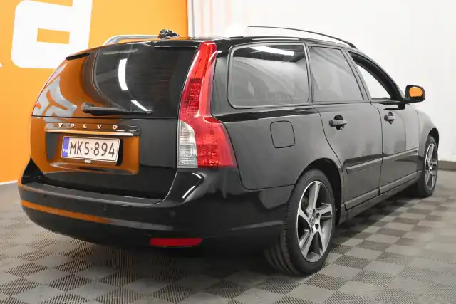 Musta Farmari, Volvo V50 – MKS-894