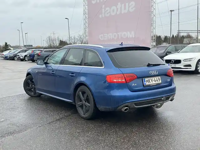 Sininen Farmari, Audi A4 – MKV-449