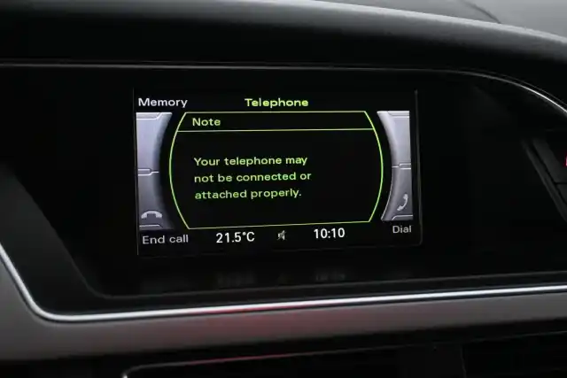 Harmaa Viistoperä, Audi A5 – MKX-261