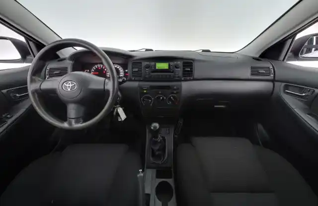 Sininen Viistoperä, Toyota Corolla – MLI-153