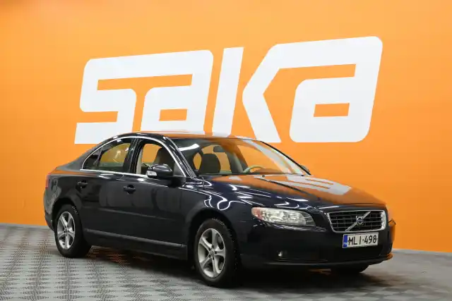 Sininen Sedan, Volvo S80 – MLI-498