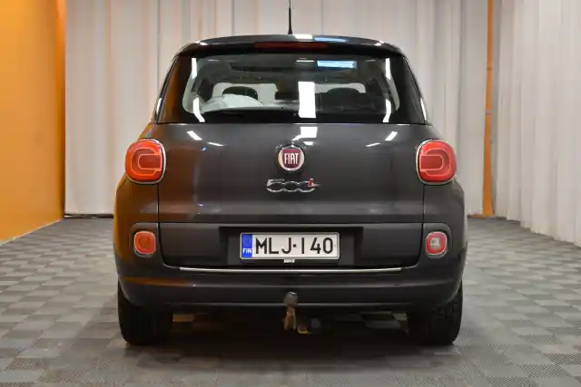 Harmaa Tila-auto, Fiat 500L – MLJ-140