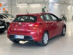 Punainen Viistoperä, Toyota Auris – MLJ-751, kuva 2