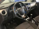 Punainen Viistoperä, Toyota Auris – MLJ-751, kuva 3