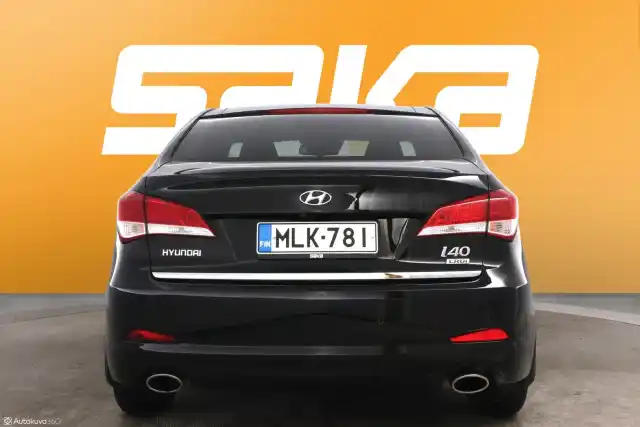 Musta Sedan, Hyundai i40 – MLK-781