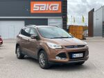Ruskea (beige) Maastoauto, Ford Kuga – MLL-203, kuva 1