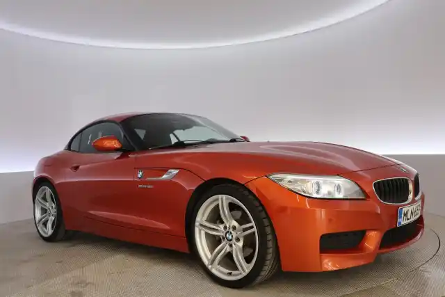 Oranssi Avoauto, BMW Z4 – MLN-659