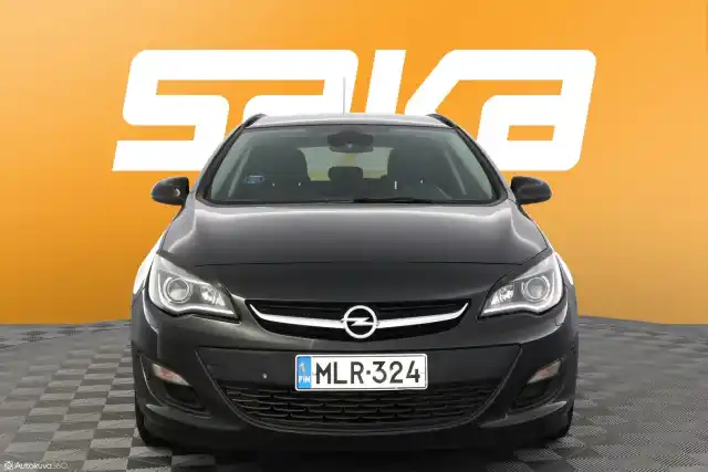 Musta Farmari, Opel Astra – MLR-324