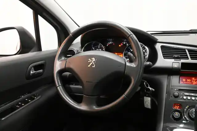 Harmaa Viistoperä, Peugeot 3008 – MLR-391