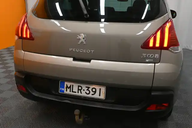 Harmaa Viistoperä, Peugeot 3008 – MLR-391