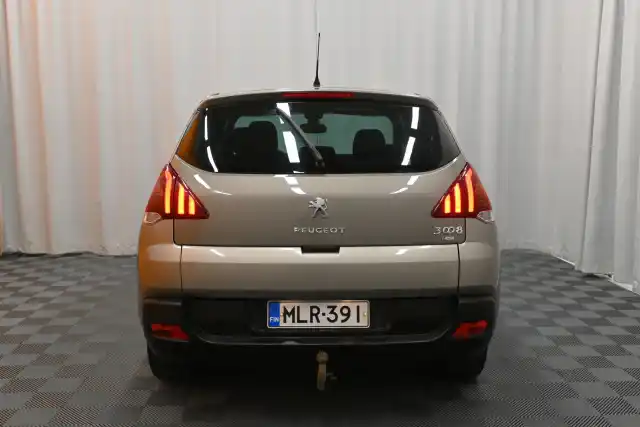 Harmaa Viistoperä, Peugeot 3008 – MLR-391