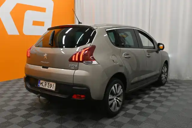 Harmaa Viistoperä, Peugeot 3008 – MLR-391