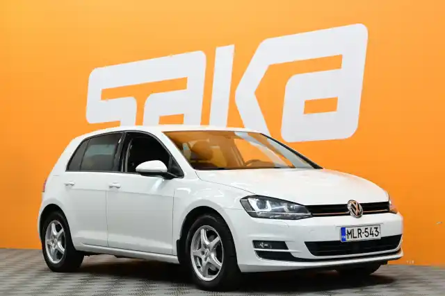 Valkoinen Viistoperä, Volkswagen Golf – MLR-543