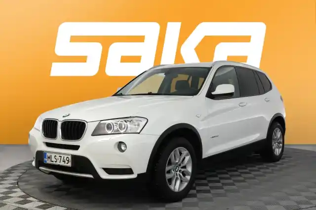 Valkoinen Maastoauto, BMW X3 – MLS-749