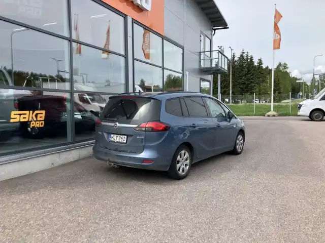 Sininen Tila-auto, Opel Zafira Tourer – MLT-262