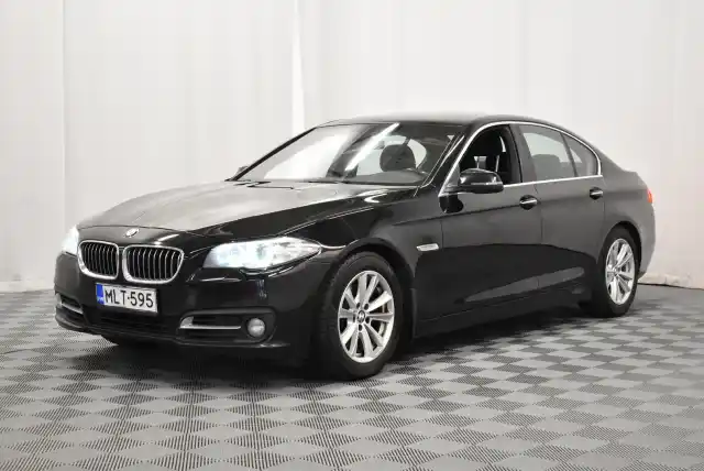 Musta Sedan, BMW 518 – MLT-595