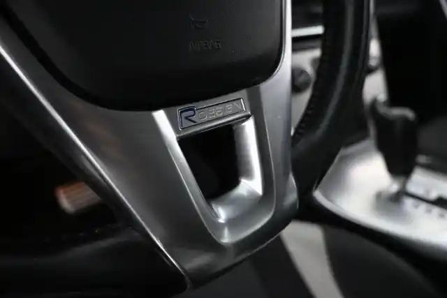 Harmaa Farmari, Volvo V60 – MLT-907