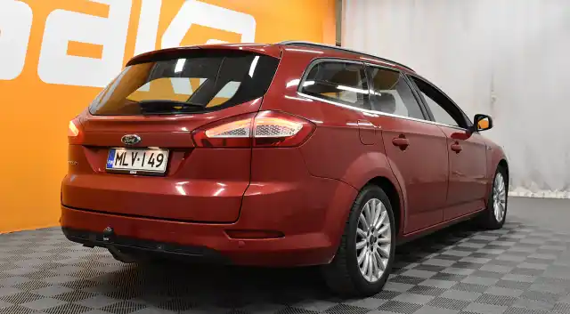 Punainen Farmari, Ford Mondeo – MLV-149