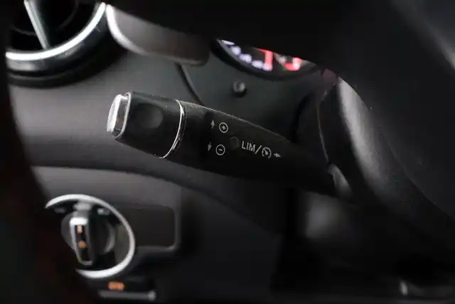 Harmaa Coupe, Mercedes-Benz CLA 45 AMG – MLV-329