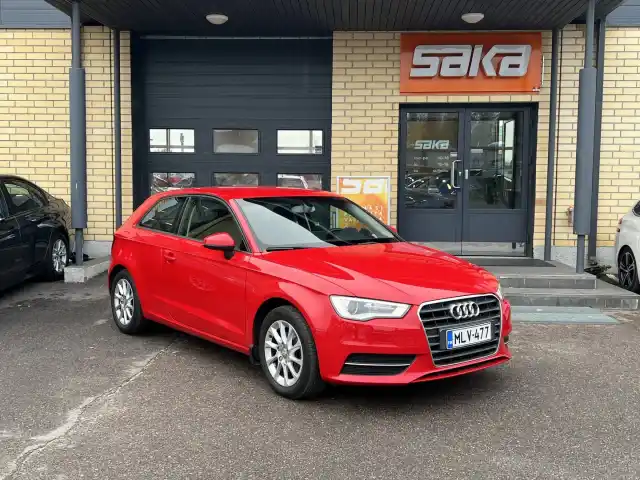 Punainen Viistoperä, Audi A3 – MLV-477