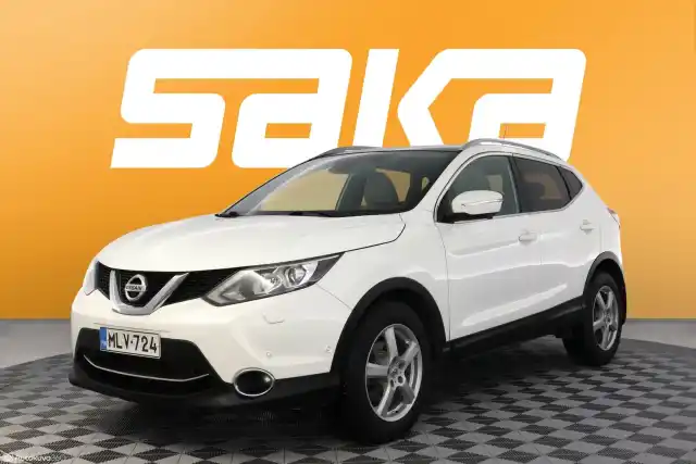 Valkoinen Maastoauto, Nissan Qashqai – MLV-724