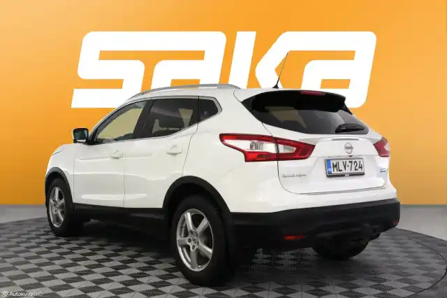 Valkoinen Maastoauto, Nissan Qashqai – MLV-724