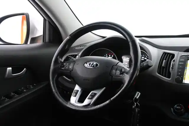 Hopea Maastoauto, Kia Sportage – MLX-578