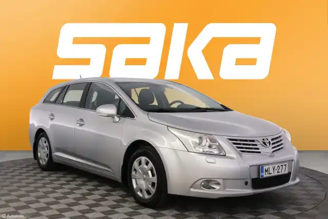 Hopea Farmari, Toyota Avensis – MLY-277