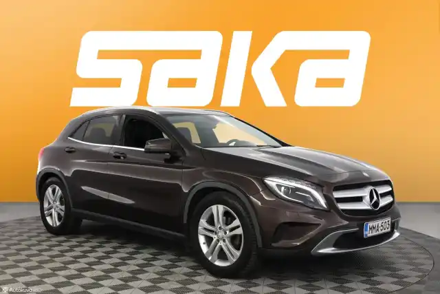 Ruskea (beige) Maastoauto, Mercedes-Benz GLA – MMA-503
