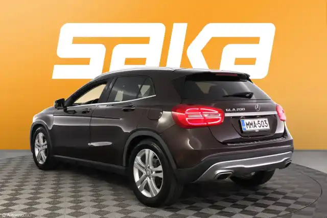 Ruskea (beige) Maastoauto, Mercedes-Benz GLA – MMA-503
