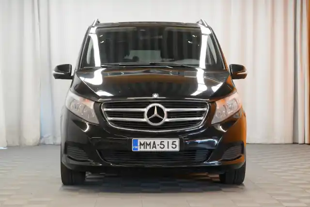 Musta Tila-auto, Mercedes-Benz V – MMA-515