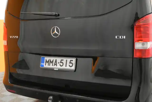 Musta Tila-auto, Mercedes-Benz V – MMA-515