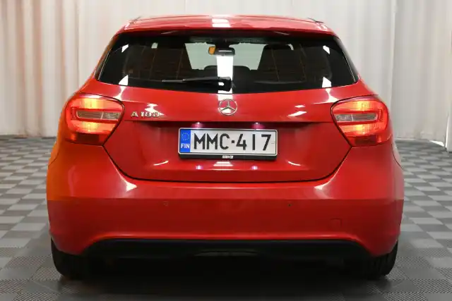 Punainen Viistoperä, Mercedes-Benz A – MMC-417