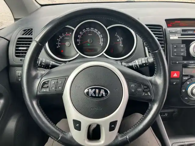 Sininen Viistoperä, Kia Venga – MMC-493