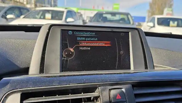 Musta Sedan, BMW 320 Gran Turismo – MME-218