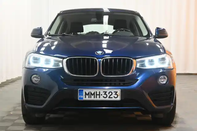 Sininen Maastoauto, BMW X4 – MMH-323