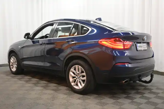 Sininen Maastoauto, BMW X4 – MMH-323