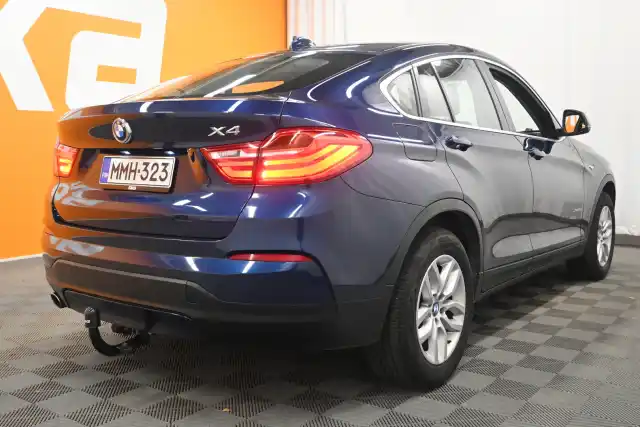 Sininen Maastoauto, BMW X4 – MMH-323